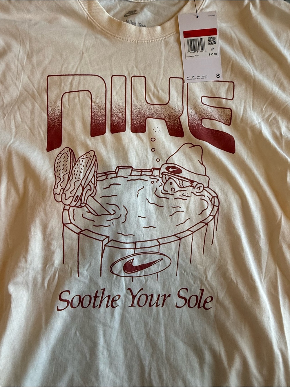 Nike Cream T-Shirt with Maroon Graphic